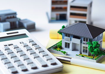 現場で調査・査定